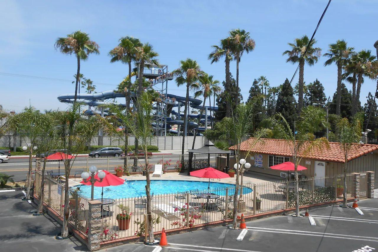 Best Inn & Suites Buena Park Bagian luar foto
